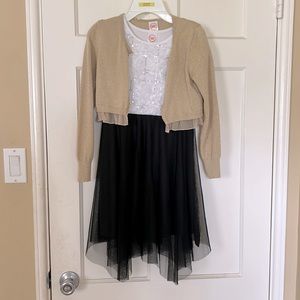 Girls Dress and cardigan set, size M(7/8)